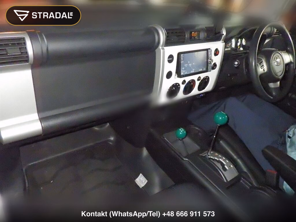 TOYOTA FJ CRUISER 4WD OFF-ROAD PACKAGE, miniaturka 4