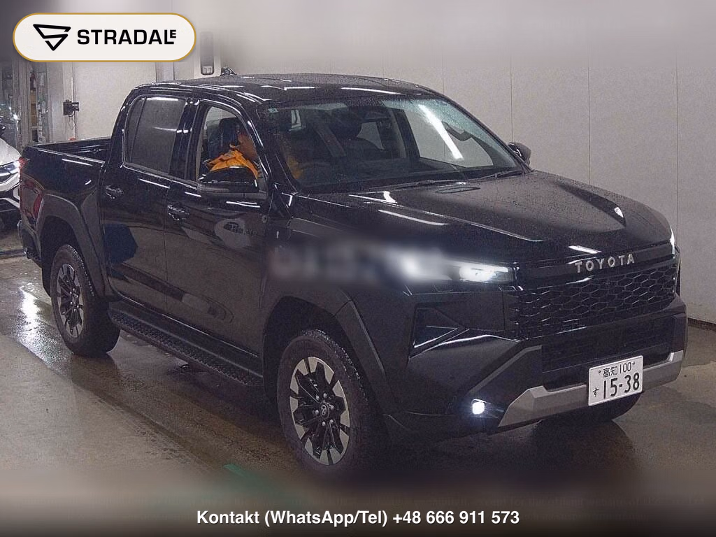 TOYOTA HILUX 4D 4WD Z, miniaturka 2