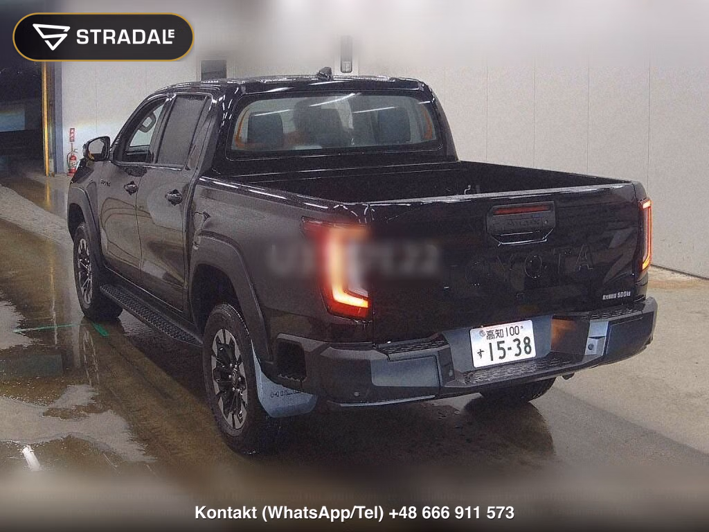 TOYOTA HILUX 4D 4WD Z, miniaturka 3