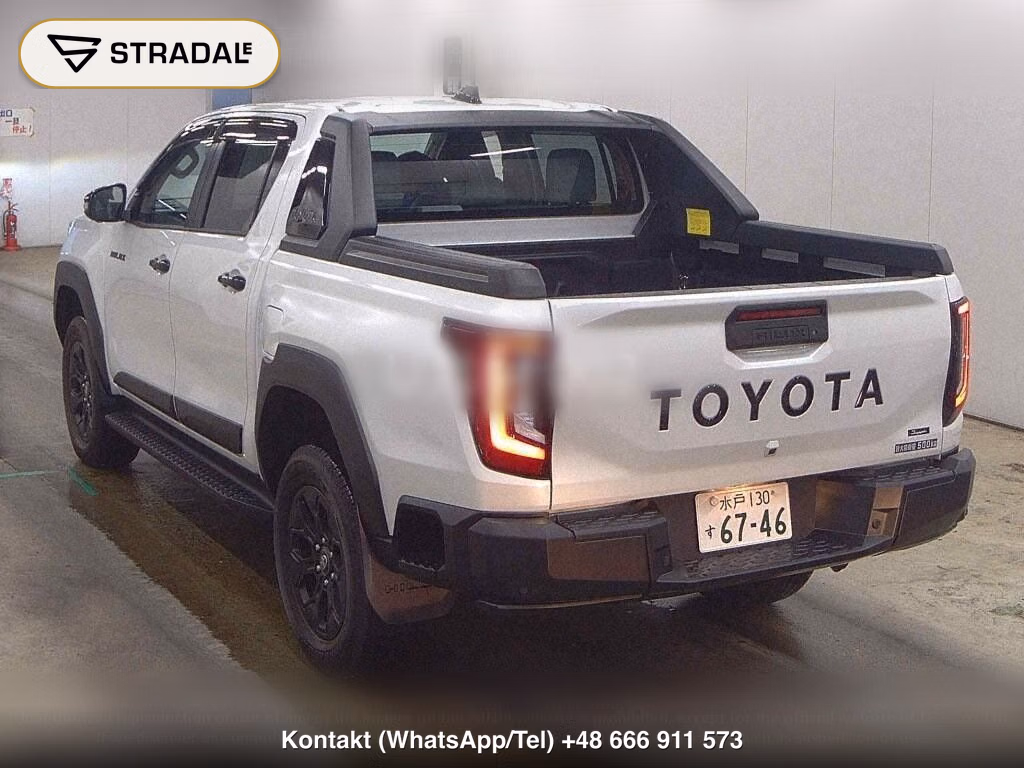 TOYOTA HILUX 4D 4WD Z ADVENTURE, miniaturka 3