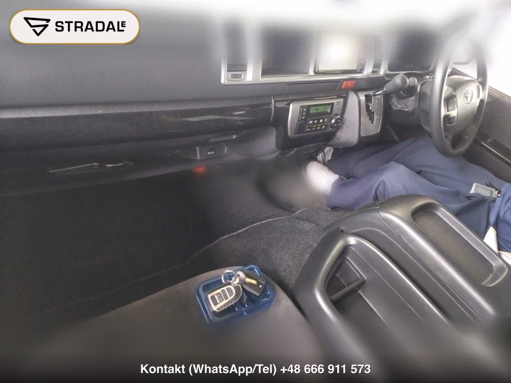 TOYOTA HIACE WAGON 4D GL, miniaturka 4