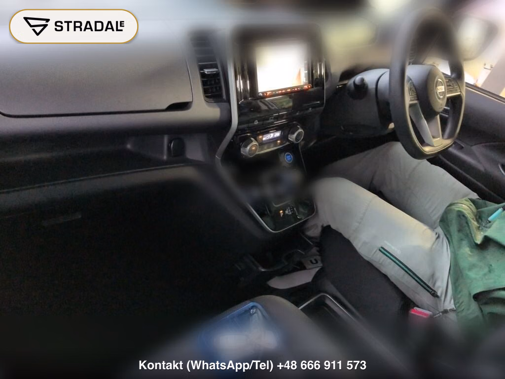 NISSAN SERENA 5D E-POWER XV, miniaturka 4