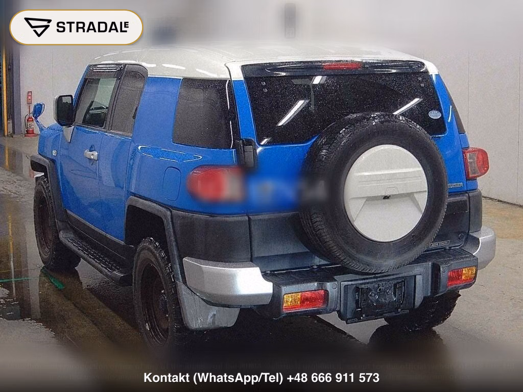 TOYOTA FJ CRUISER 4WD, miniaturka 3