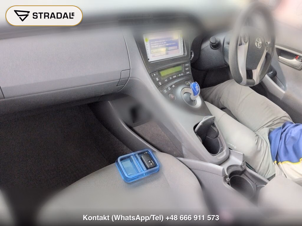 TOYOTA PRIUS 5D S, miniaturka 4