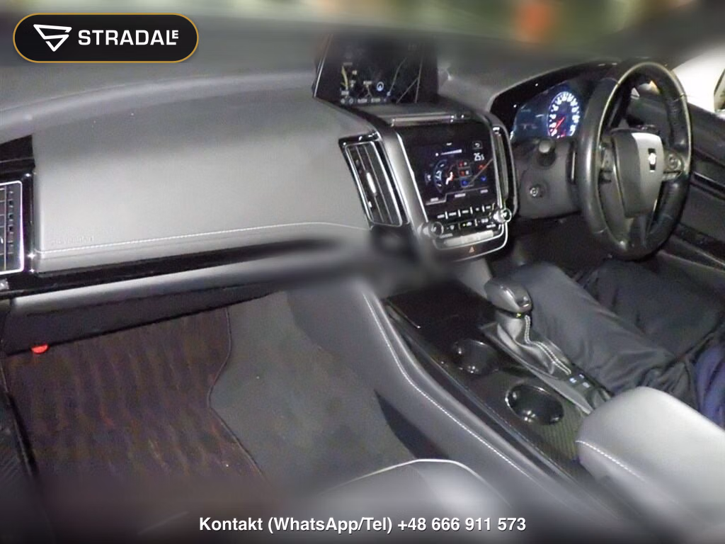 TOYOTA CROWN HYBRID 4WD RS ADVANCE FOUR, miniaturka 4