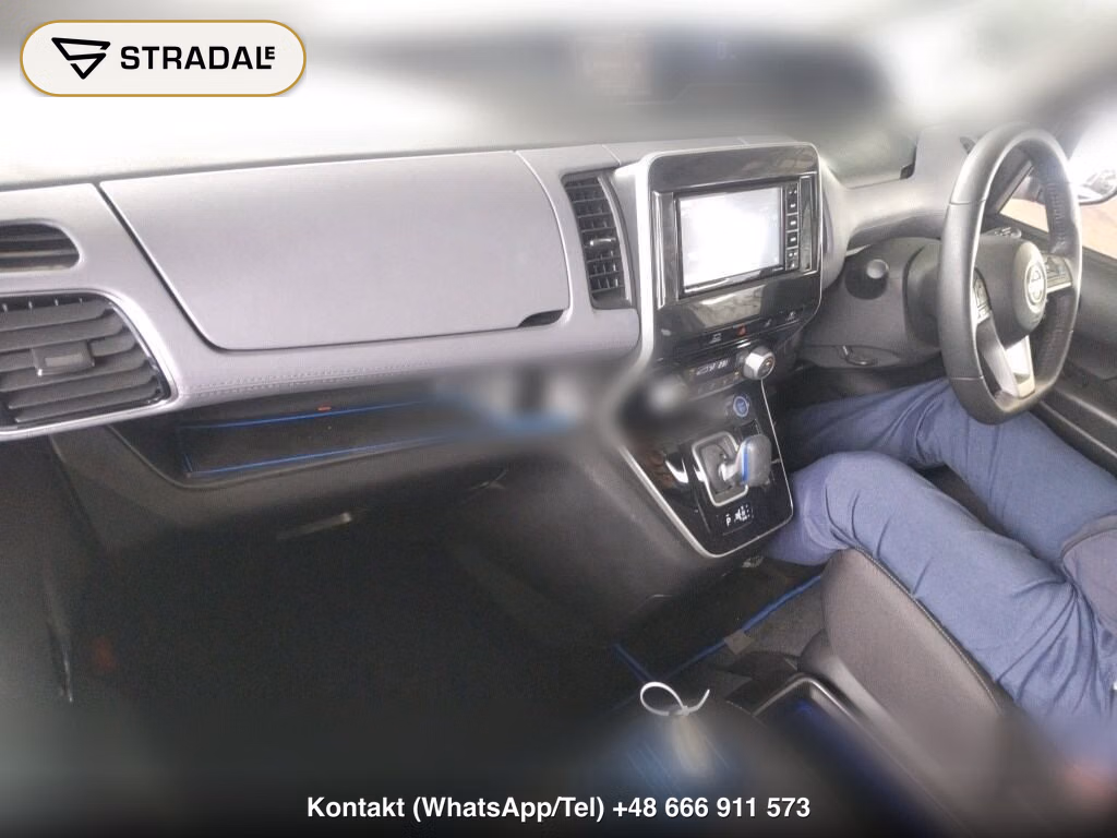 NISSAN SERENA 5D E-POWER HIGHWAY STAR V, miniaturka 4