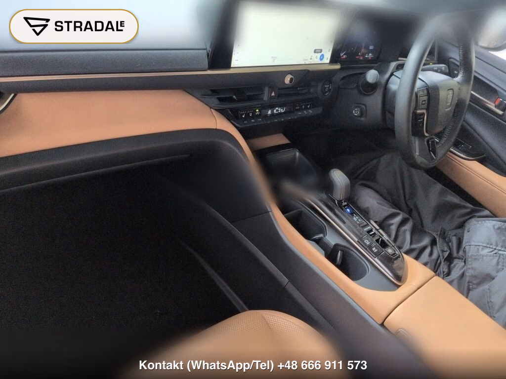 TOYOTA CROWN SPORT 4WD OTHERS, miniaturka 4