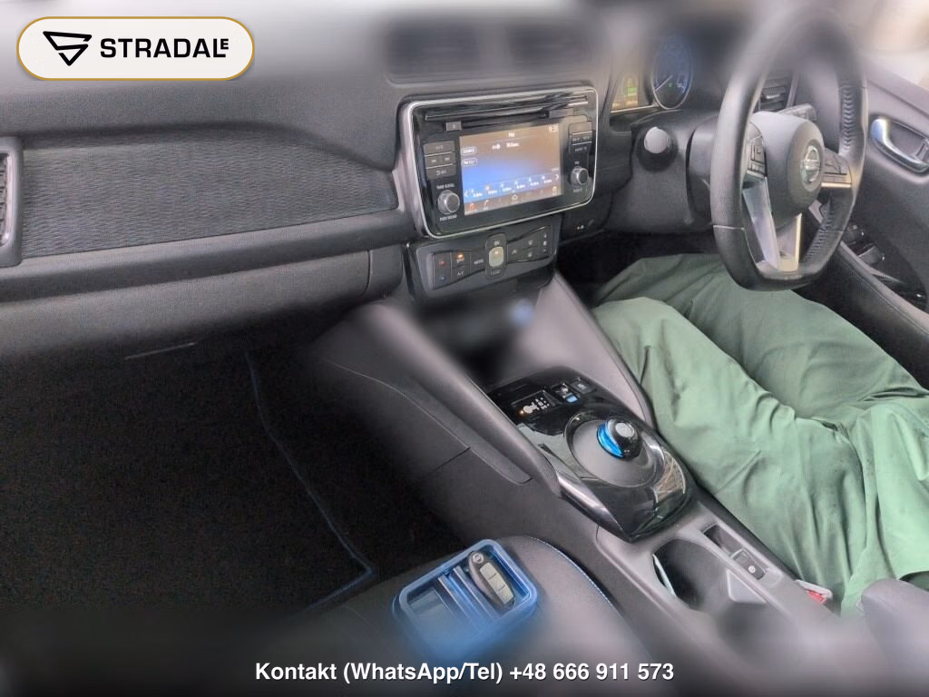 NISSAN LEAF G, miniaturka 4