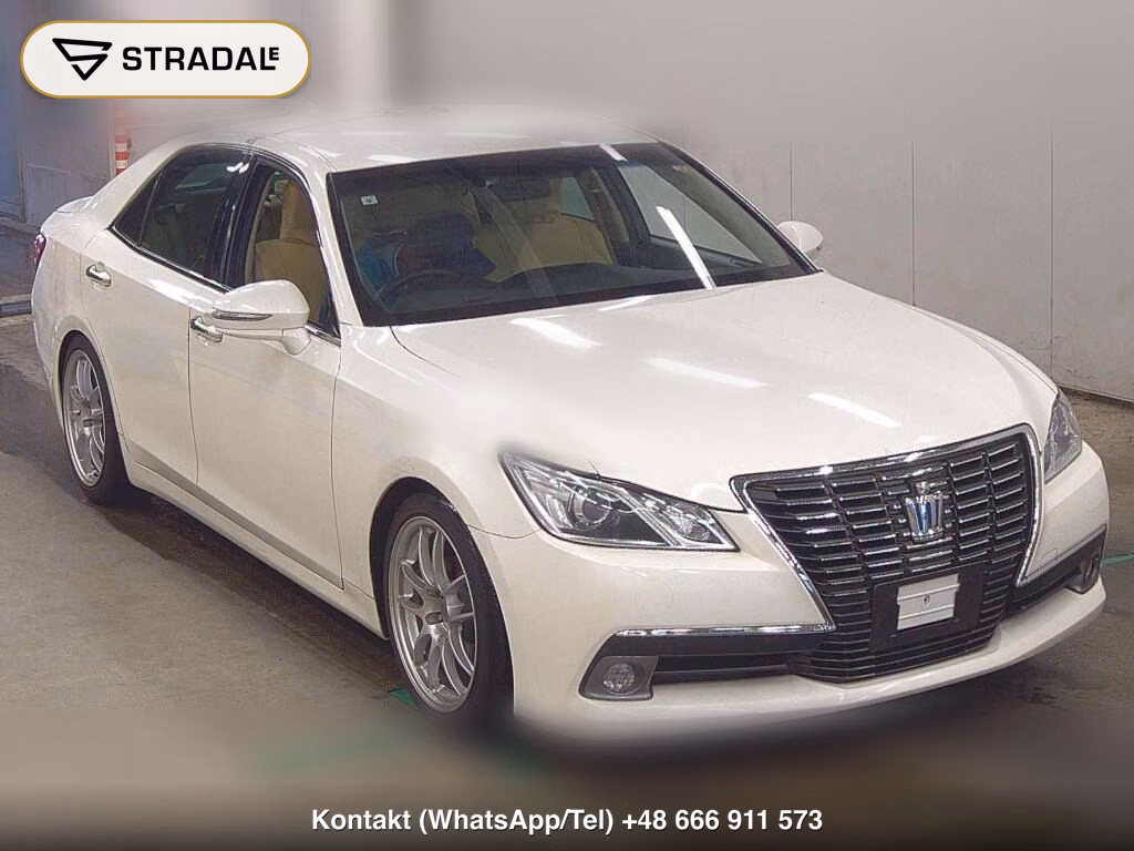 TOYOTA CROWN HYBRID 4WD ROYAL SALOON FOUR 2015, aukcja z Japonii, zdjęcie 1