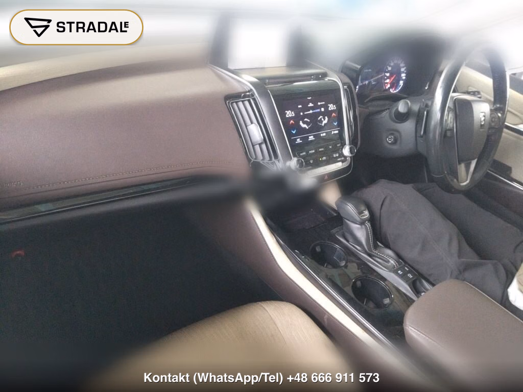 TOYOTA CROWN HYBRID 4WD G FOUR, miniaturka 4