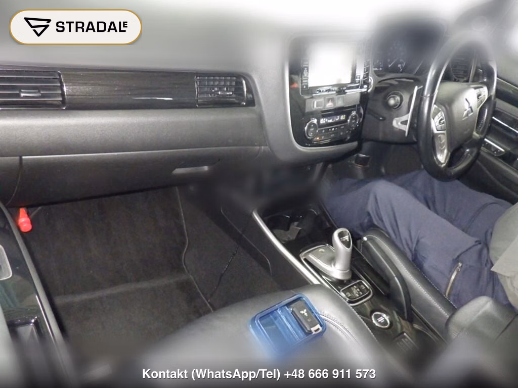 MITSUBISHI OUTLANDER PHEV 4WD G PREMIUM PACKAGE, miniaturka 4