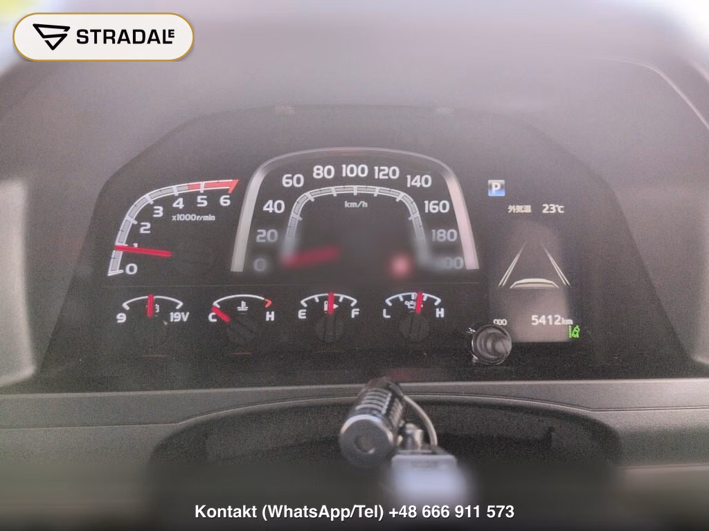 TOYOTA LAND CRUISER 70 5D 4WD AX, miniaturka 7