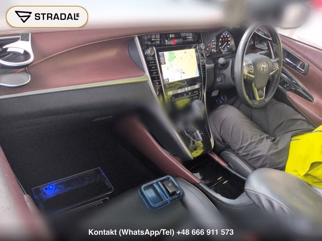 TOYOTA HARRIER PROGRESS, miniaturka 4