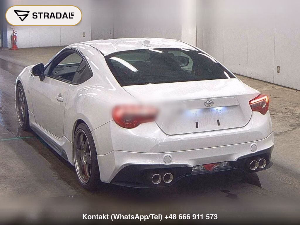 TOYOTA 86 GT, miniaturka 3