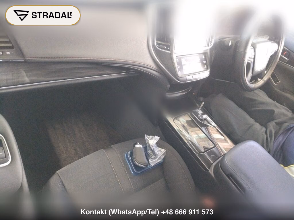 TOYOTA CROWN HYBRID ATHLETE, miniaturka 4