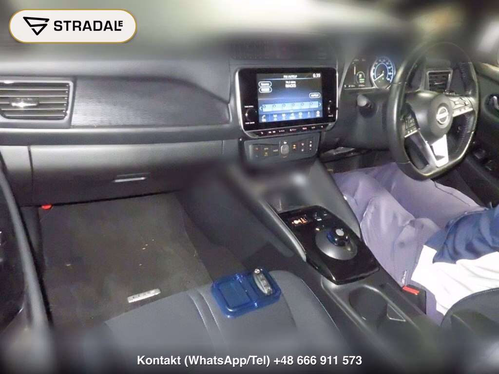 NISSAN LEAF X, miniaturka 4