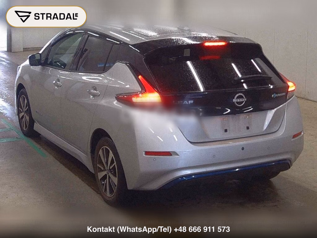 NISSAN LEAF X, miniaturka 3