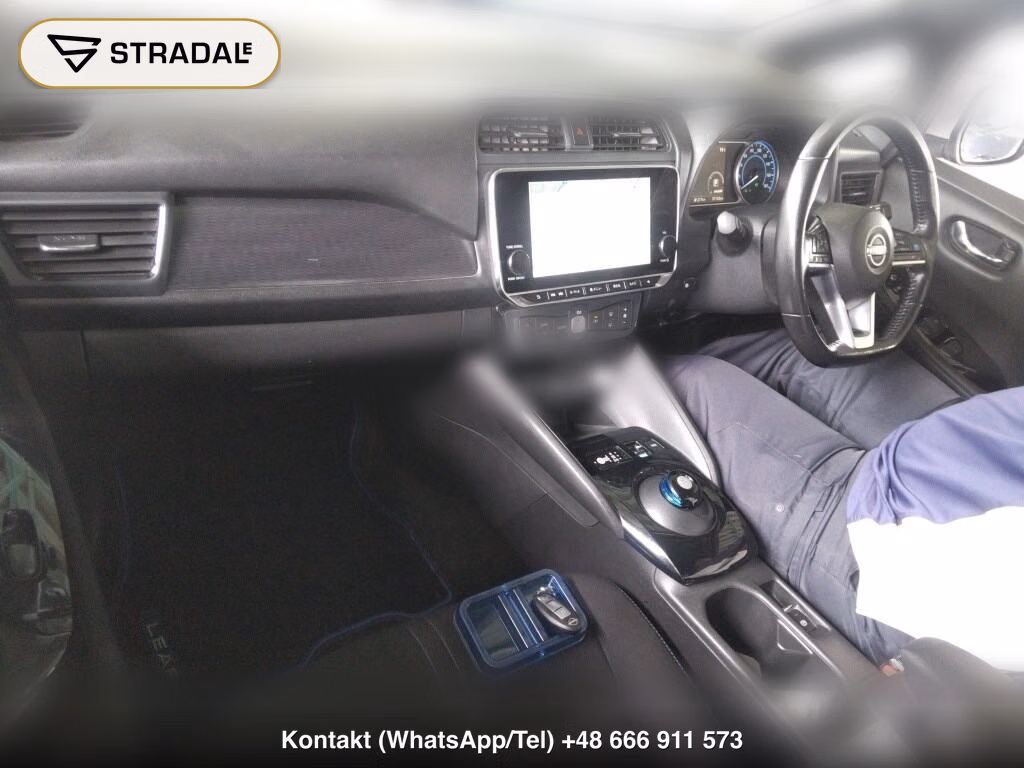 NISSAN LEAF X V SELECTION, miniaturka 4