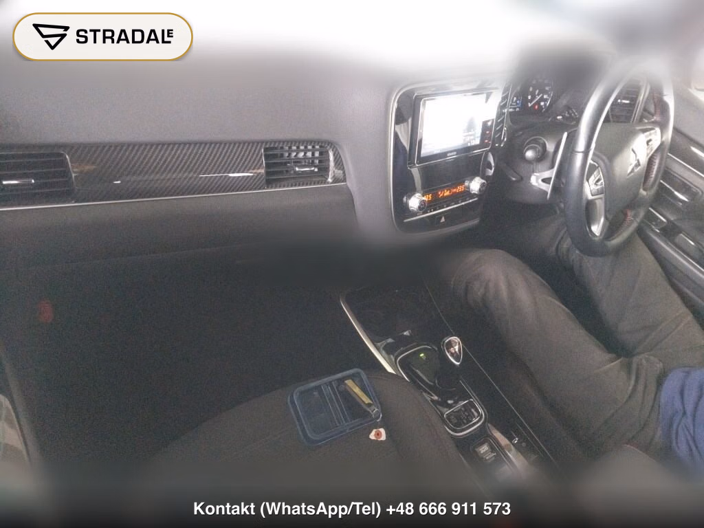 MITSUBISHI OUTLANDER PHEV 4WD BLACK EDITION, miniaturka 4