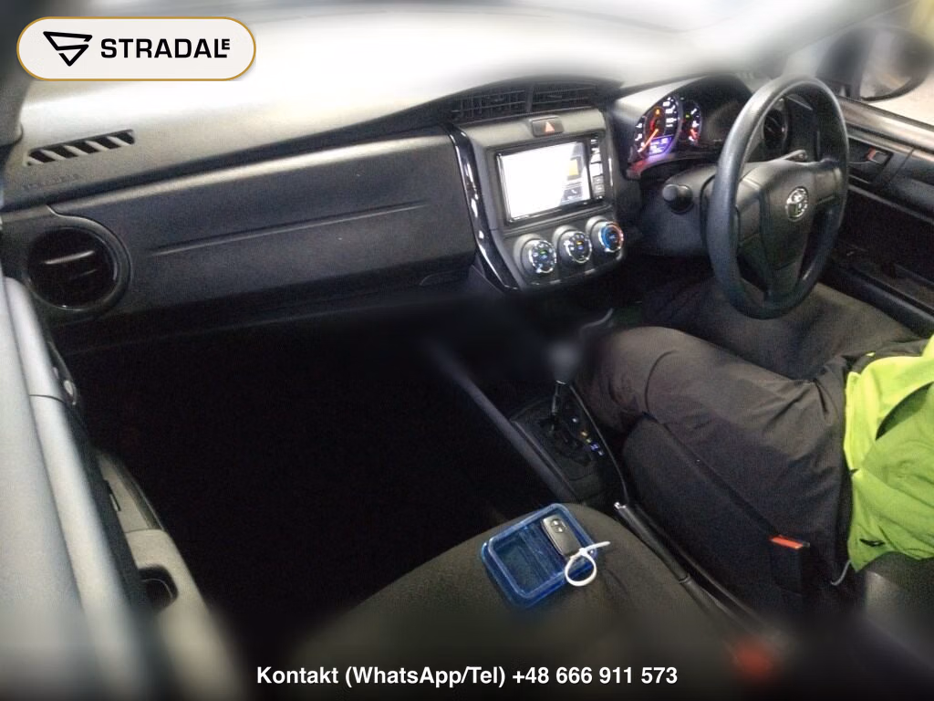 TOYOTA COROLLA AXIO EX, miniaturka 4