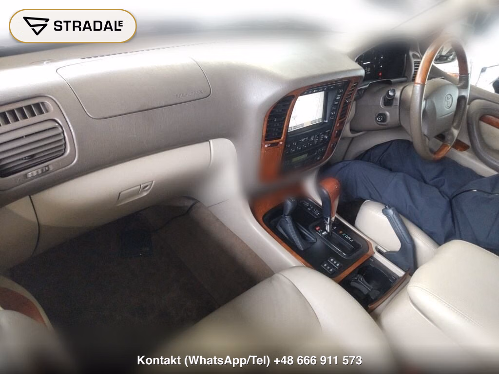 TOYOTA LAND CRUISER 100 4WD CYGNUS, miniaturka 4