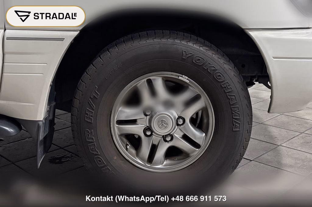 TOYOTA LAND CRUISER 100 4WD CYGNUS, miniaturka 10