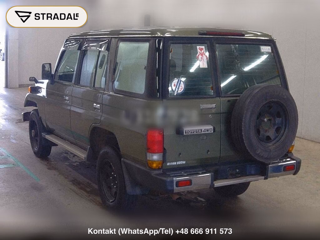 TOYOTA LAND CRUISER 70 5D 4WD LX, miniaturka 3