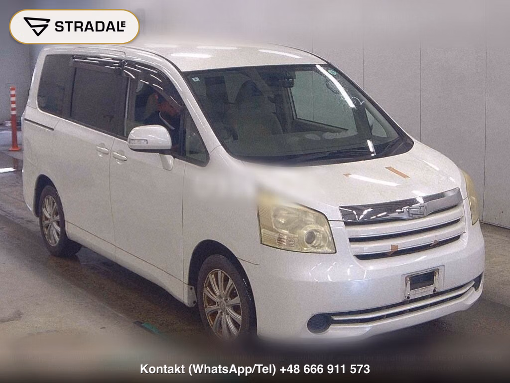 TOYOTA NOAH, miniaturka 2