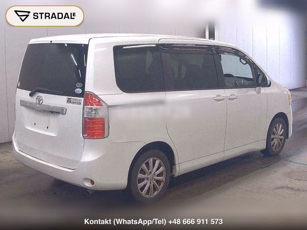 TOYOTA NOAH, miniaturka 6