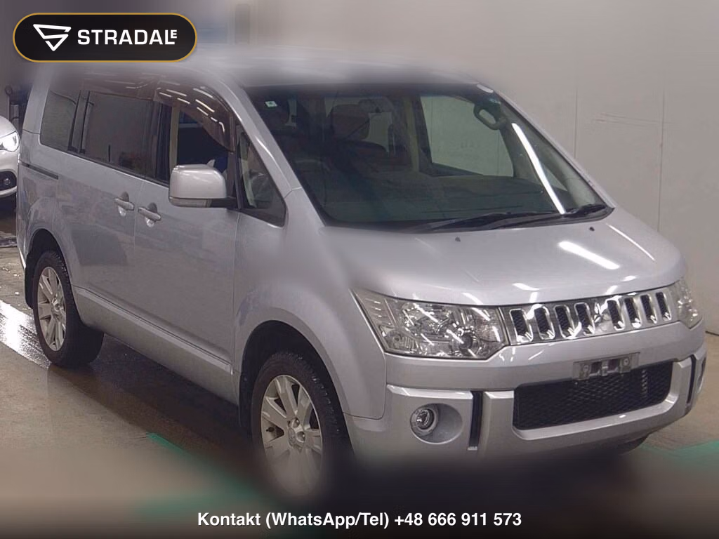 MITSUBISHI DELICA D:5 4WD G POWER PACKAGE 2010, aukcja z Japonii, zdjęcie 1