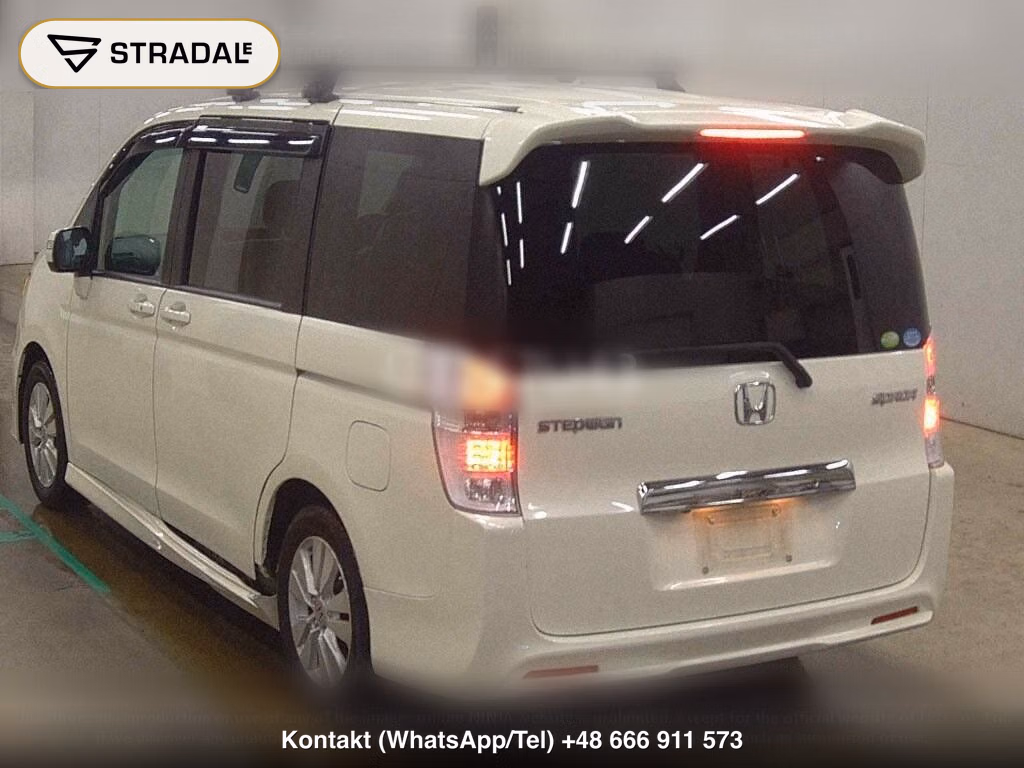 HONDA STEPWAGON SPADA Z, miniaturka 3