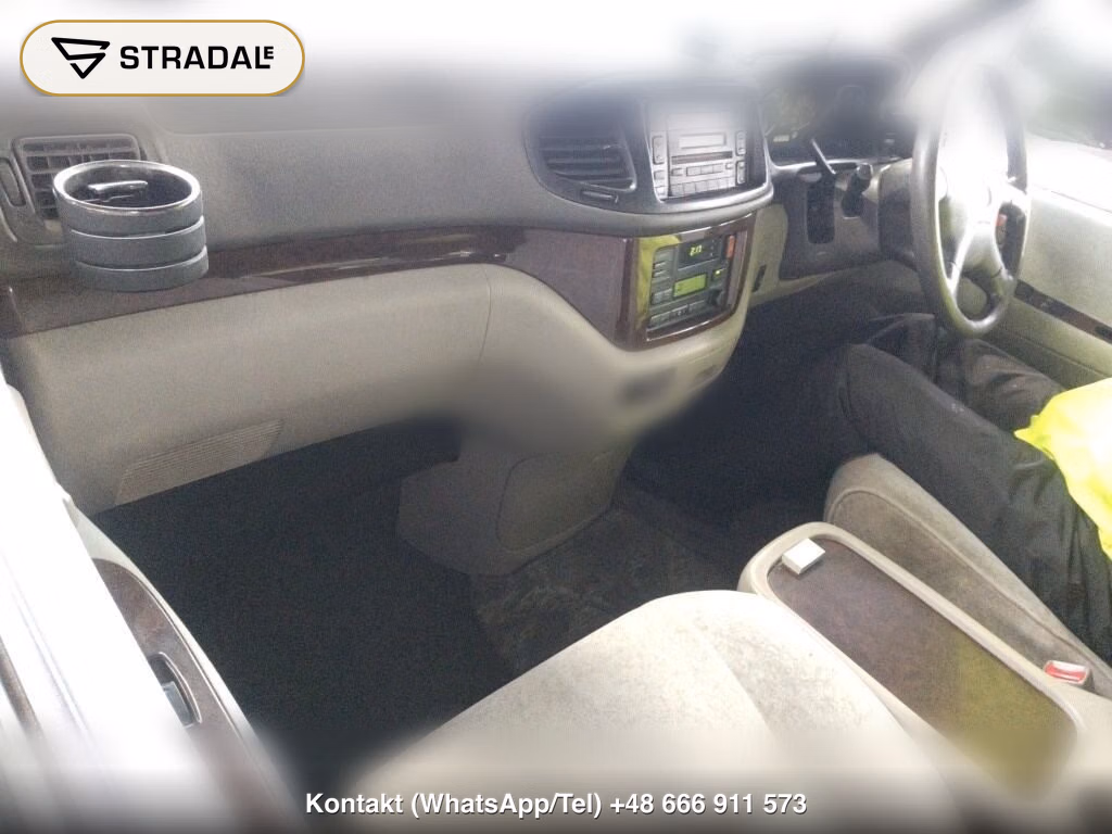 TOYOTA REGIUS 4D V L PACKAGE, miniaturka 4