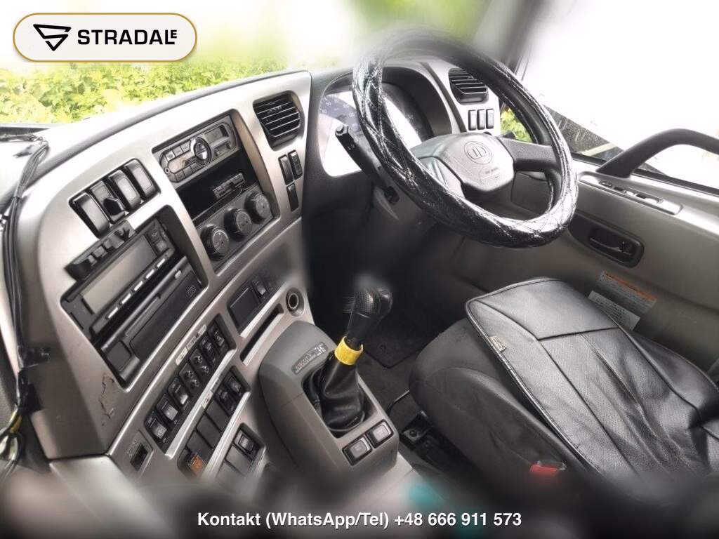 UD TRUCKS QUON, miniaturka 4