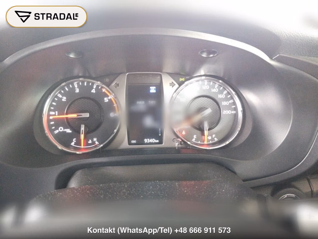 TOYOTA HILUX 4D 4WD Z GR SPORT, miniaturka 4