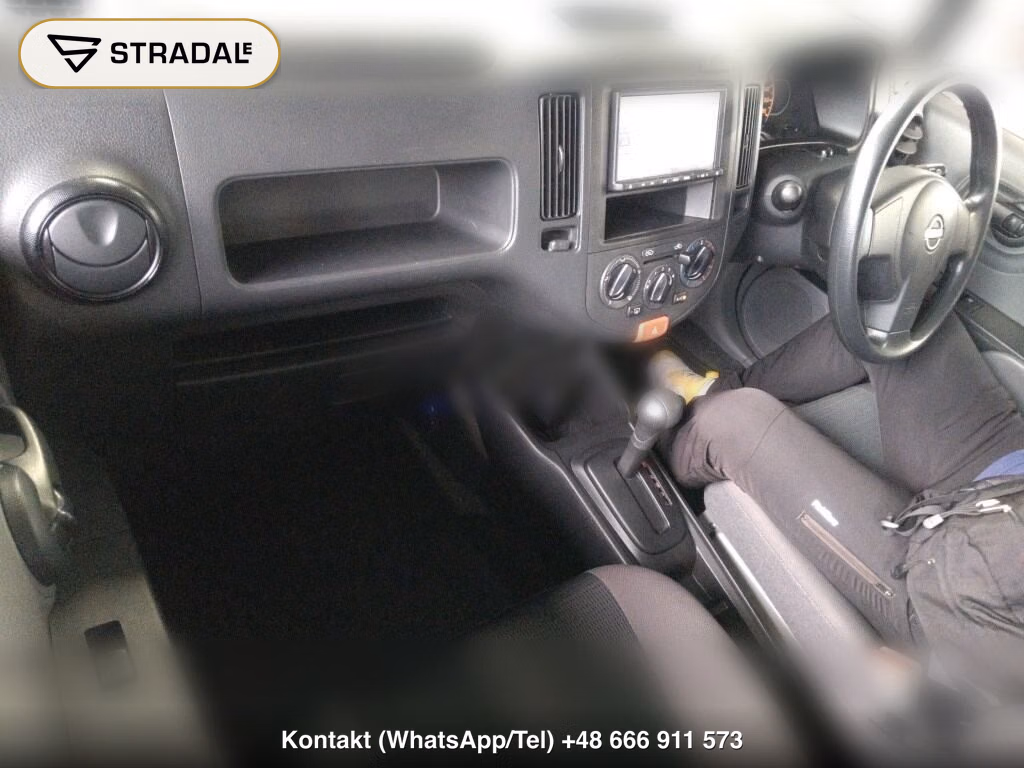 NISSAN AD VE, miniaturka 4