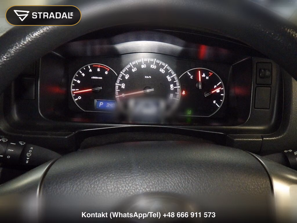 TOYOTA HIACE VAN 4D DX, miniaturka 4