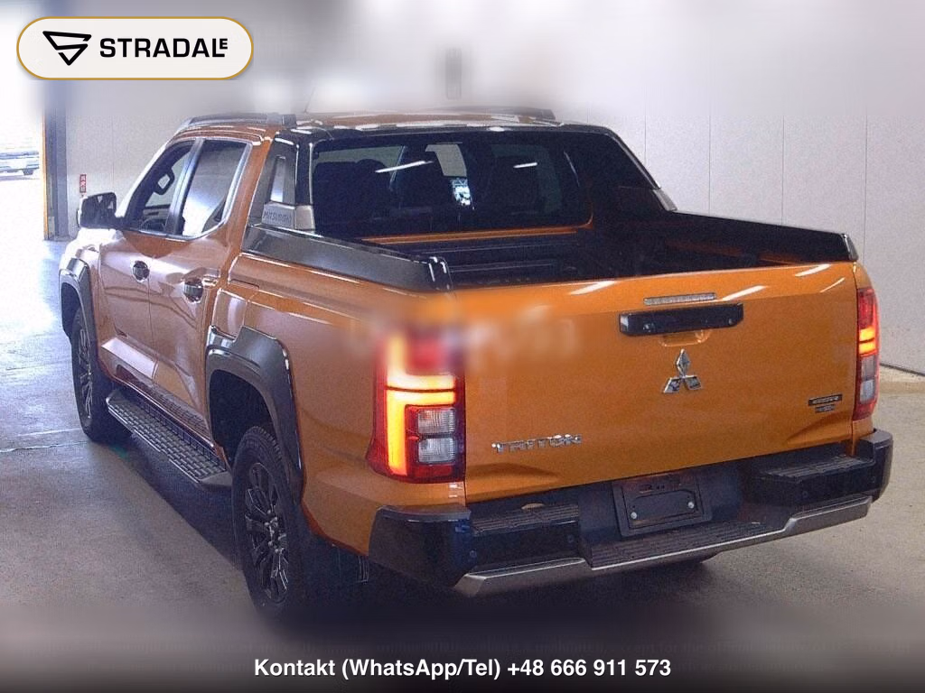 MITSUBISHI TRITON 4WD GSR, miniaturka 3