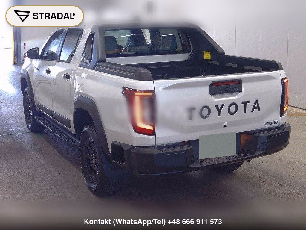 TOYOTA HILUX 4D 4WD Z ADVENTURE, miniaturka 3