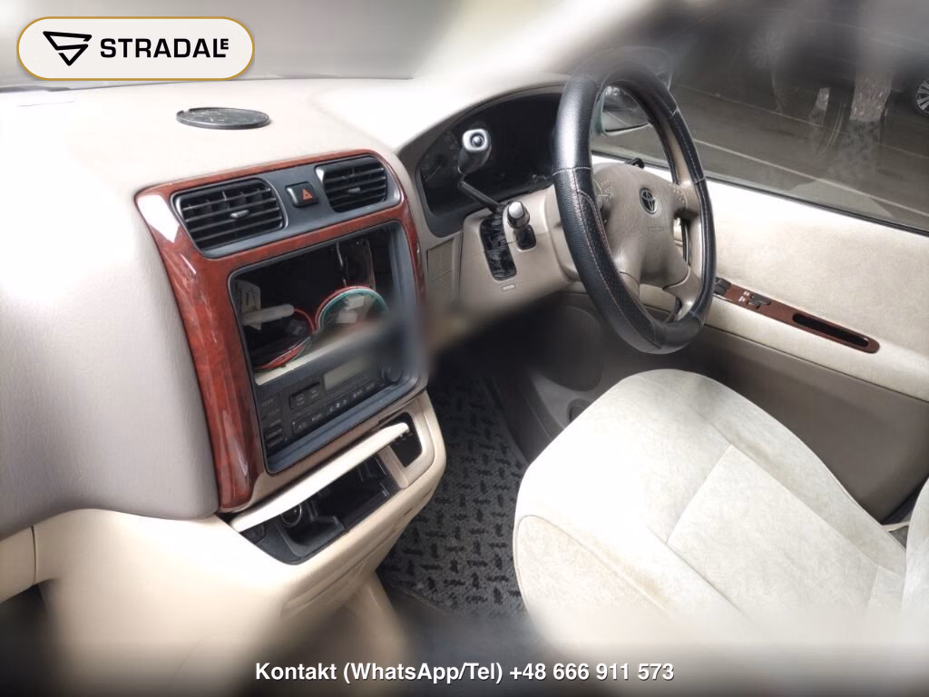 TOYOTA GRAND HIACE 4D 4WD OTHERS, miniaturka 4