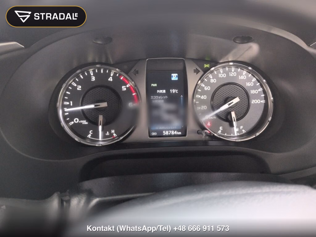 TOYOTA HILUX 4D 4WD Z, miniaturka 4