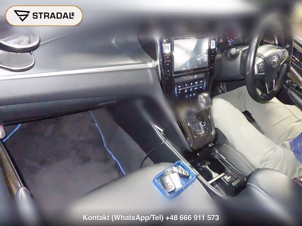 TOYOTA HARRIER GRAND, miniaturka 4
