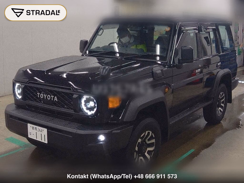 TOYOTA LAND CRUISER 70 5D 4WD AX, miniaturka 5