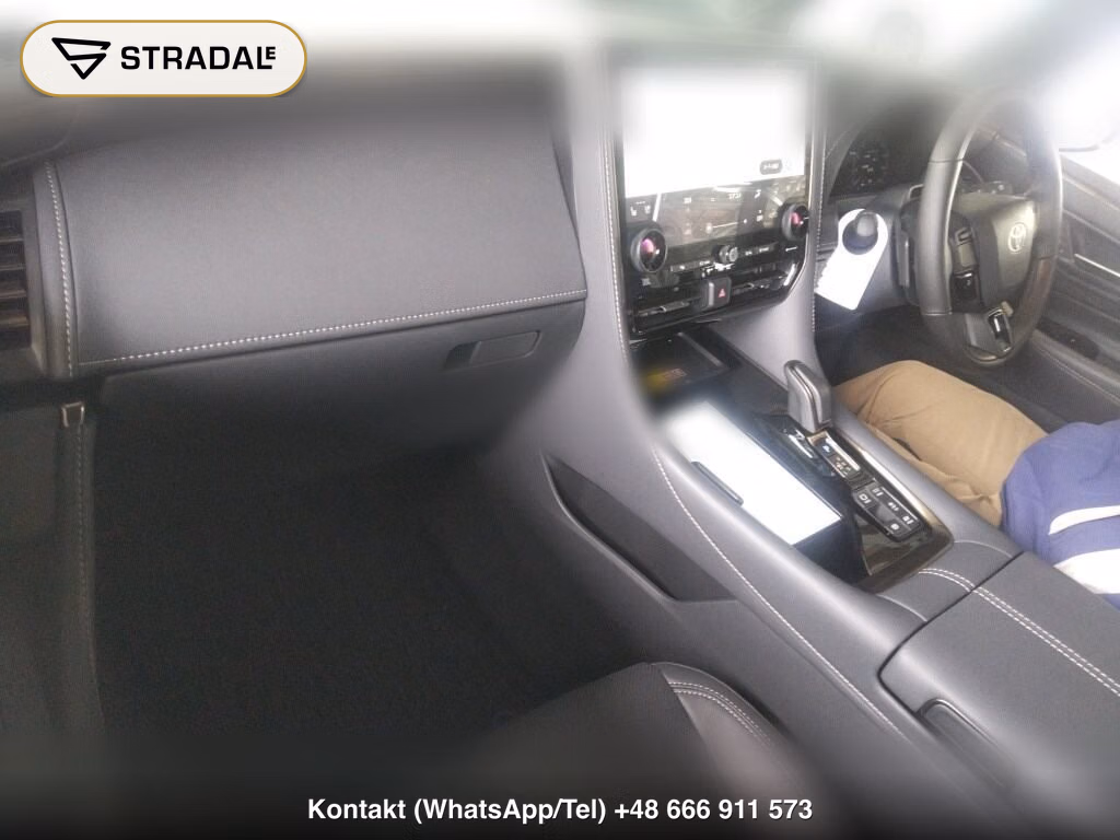 TOYOTA ALPHARD HYBRID 4WD Z, miniaturka 4