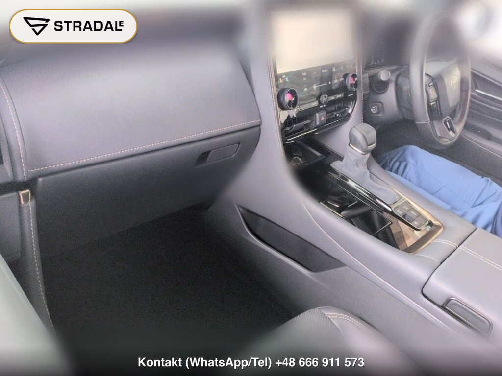 TOYOTA ALPHARD Z, miniaturka 4