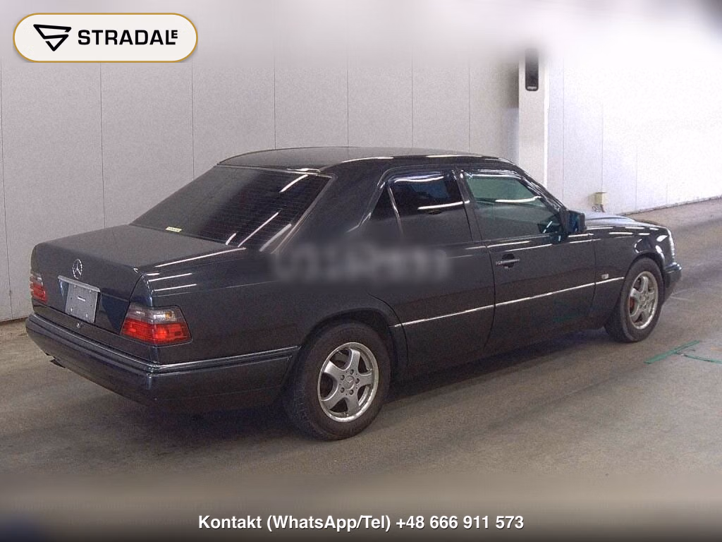 MERCEDES BENZ E-CLASS 4D E320, miniaturka 6