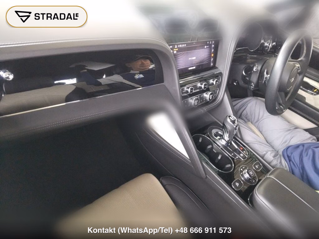 BENTLEY BENTAYGA 4WD HYBRID, miniaturka 4