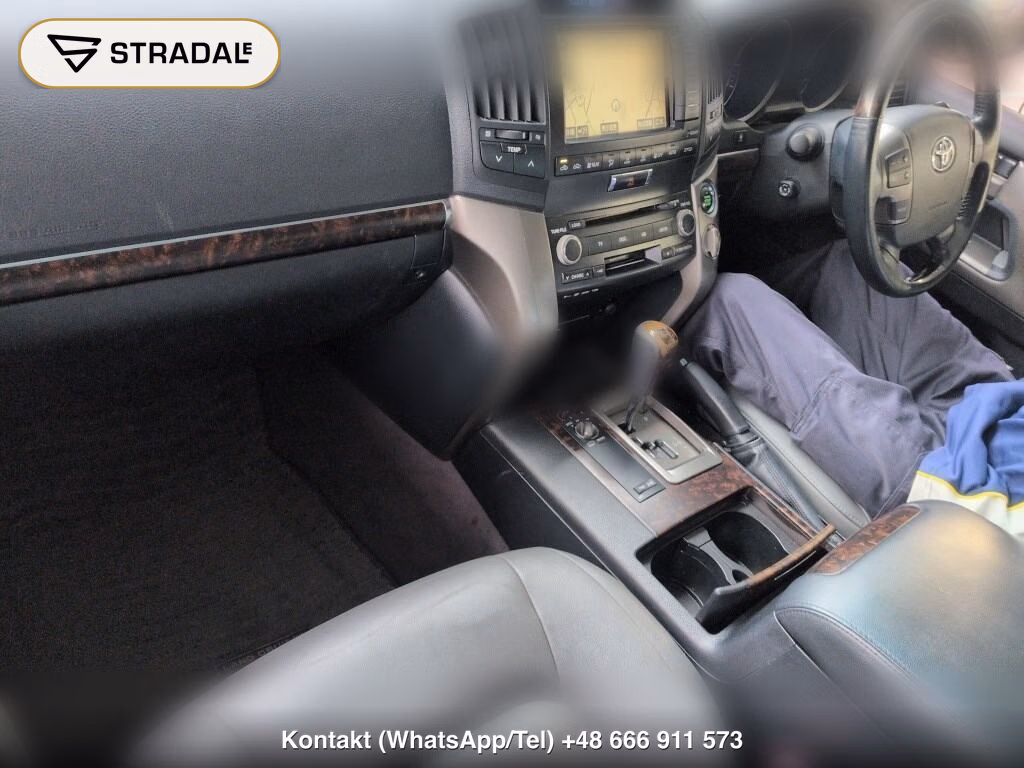 TOYOTA LAND CRUISER 4WD AX G SELECTION, miniaturka 4