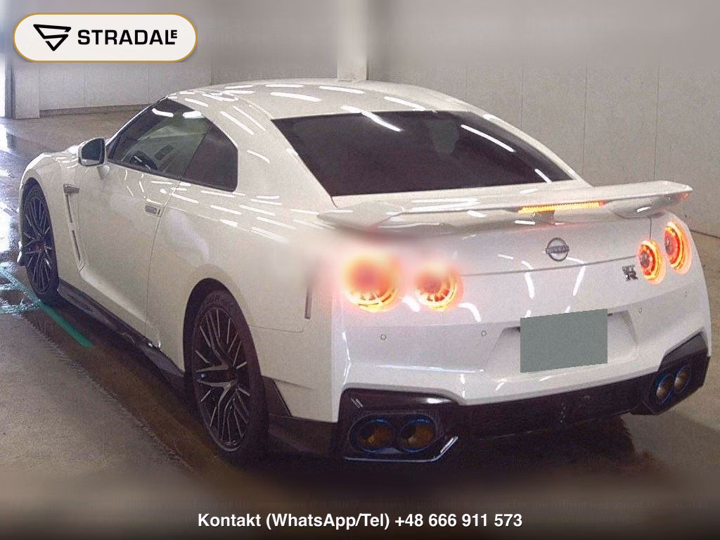 NISSAN GT-R 4WD BLACK EDITION, miniaturka 3