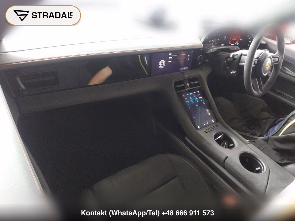 PORSCHE TAYCAN 4D 4WD GTS, miniaturka 4