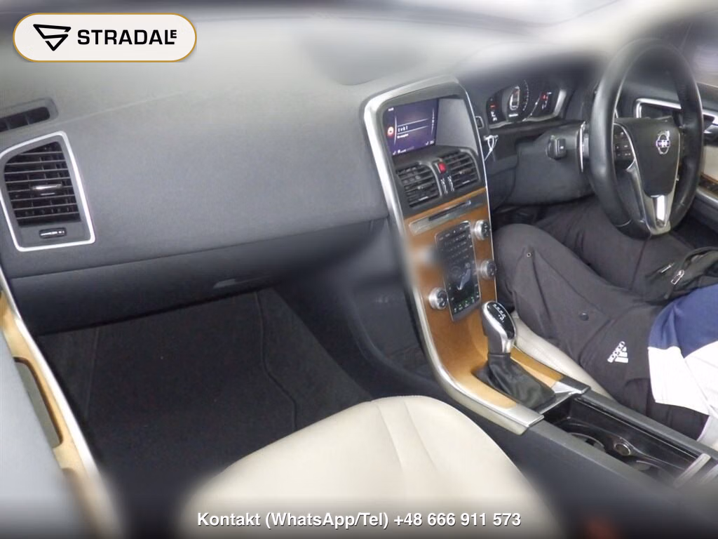 VOLVO XC60 D4 CLASSIC, miniaturka 4
